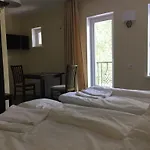 Otepaeae Apartments شقة Otepää